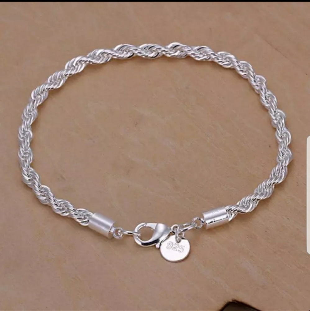 💥🦋NWOT Sterling silver twisted chain bracelet